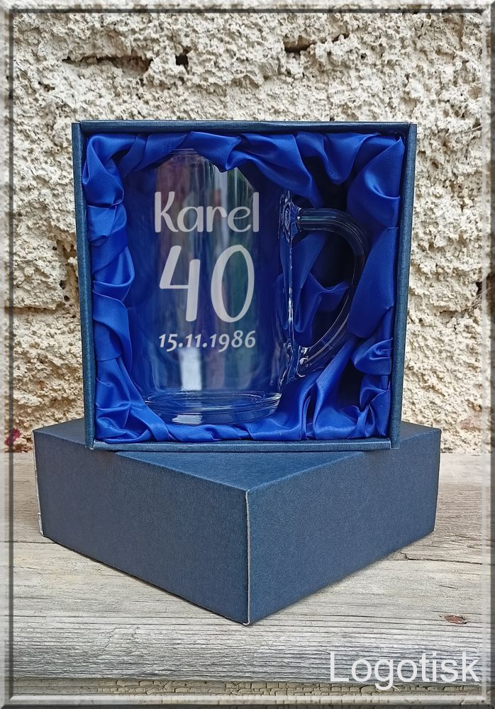 Pískovaný pivní půllitr Narozeniny-dárková krabička
